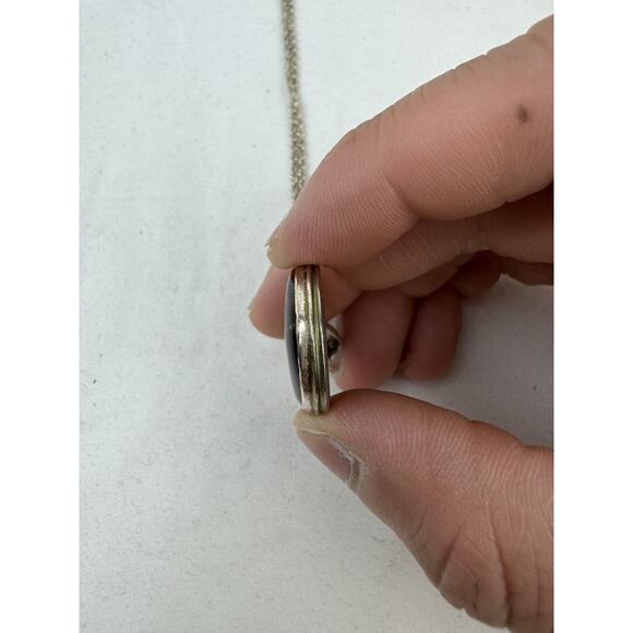 Beautiful Tigers Eye Pendant Necklace w/ 23.5” Chain - Picture 6 of 7